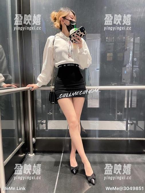 微密圈 - Callmecandy黑丝图集：穿上黑丝，瞬间变成女王！