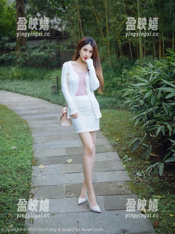 HuaYang花漾 - 小海臀Rena的高跟鞋图包：观看她如何优雅地走进你的视线