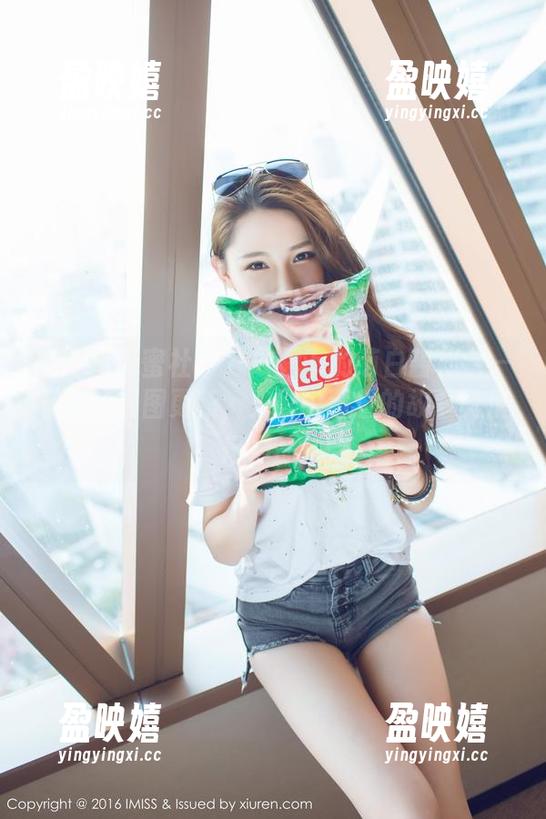 IMiss爱蜜社-萌白酱 IMiss爱蜜社 - 连衣裙下的萌白酱秘密——最新套图更新,光影中藏着的故事真值得细品!
