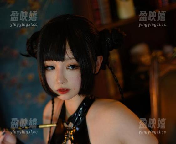 浮沉中的美学：PAKI酱的精选写真集，犹如梦境般迷离