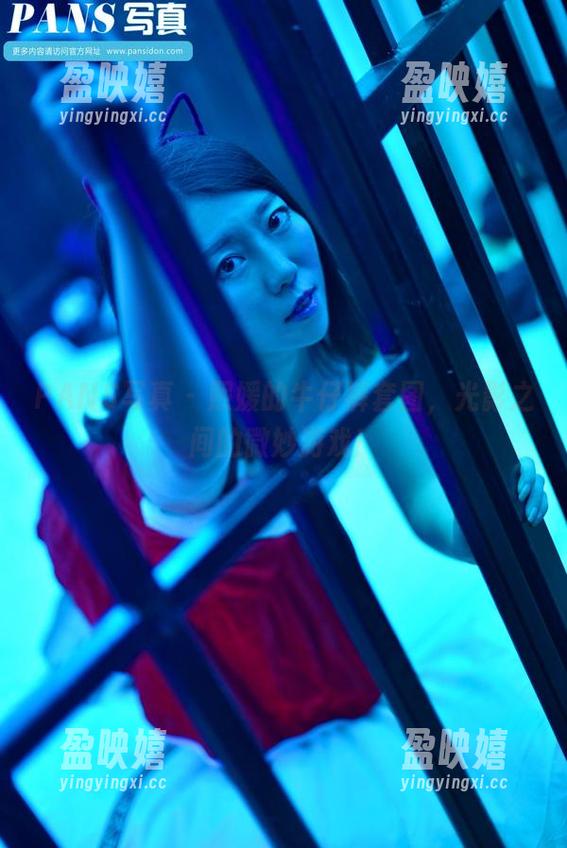 PANS写真 - 熙媛的牛仔裤套图，光影之间的微妙游戏！