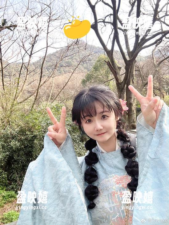 Sayako＿今年4岁的办公室探险，套图带你围观她的职场秘密？作品可不要羡慕哦！