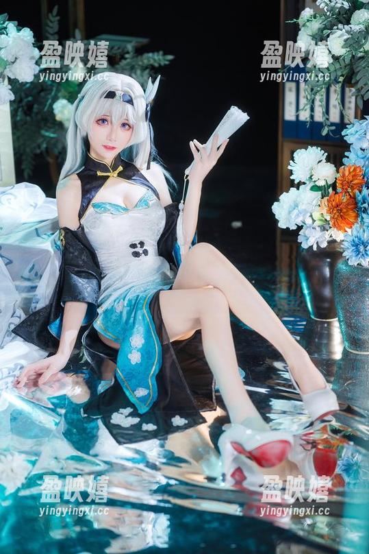 Tomoyo酱最新原图：雾枝礼服和水着的绝妙组合，真是绝了！