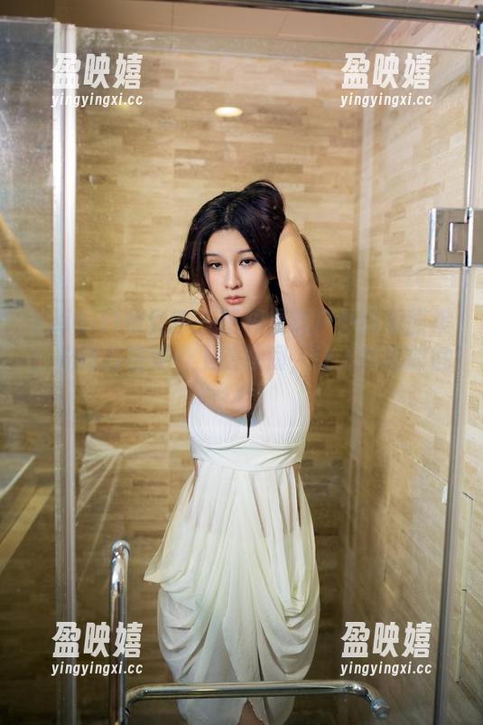 TuiGirl推女郎 - 王根星熙户外高清图集：光线打在她身上的瞬间，让人咋舌的魅力
