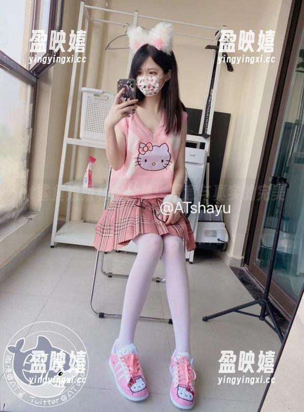 at鲨鱼 at鲨鱼姐姐私房合集:写意与真实的完美碰撞