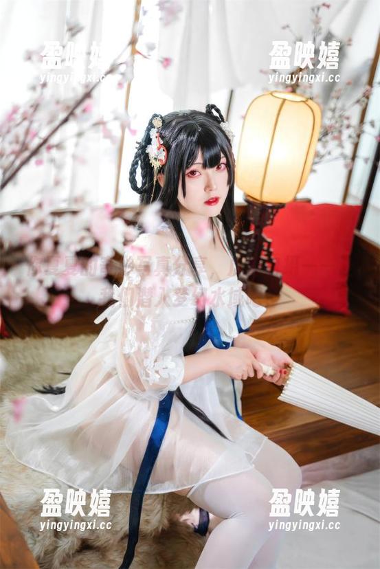 你夏夏的奇妙写真分享，虎鲸自摄——让我们潜入梦幻水域吧！