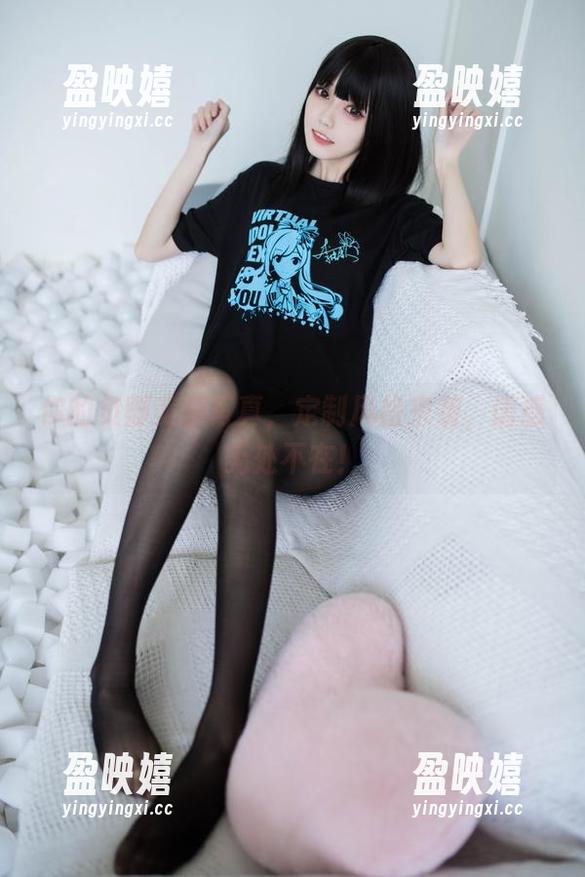 你的负卿 你的负卿美腿写真,定制风格来袭,诱惑无处不在!