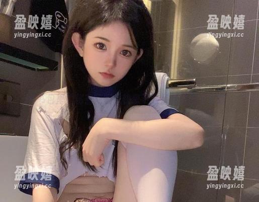 倦倦喵 JK书包里的秘密花园:快来下载倦倦喵的写真吧!