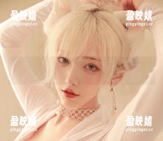 享受啾小妍夏天的在线高清写真，哎，谁能拒绝这样热辣的日子？