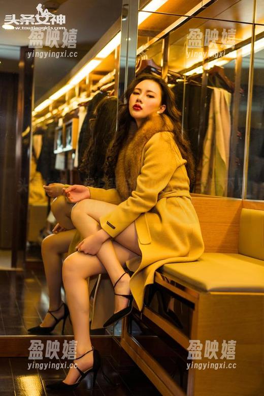 头条女神-小晴子 头条女神 - 图片背后的小晴子:吊带不只是衣服,这是一种态度