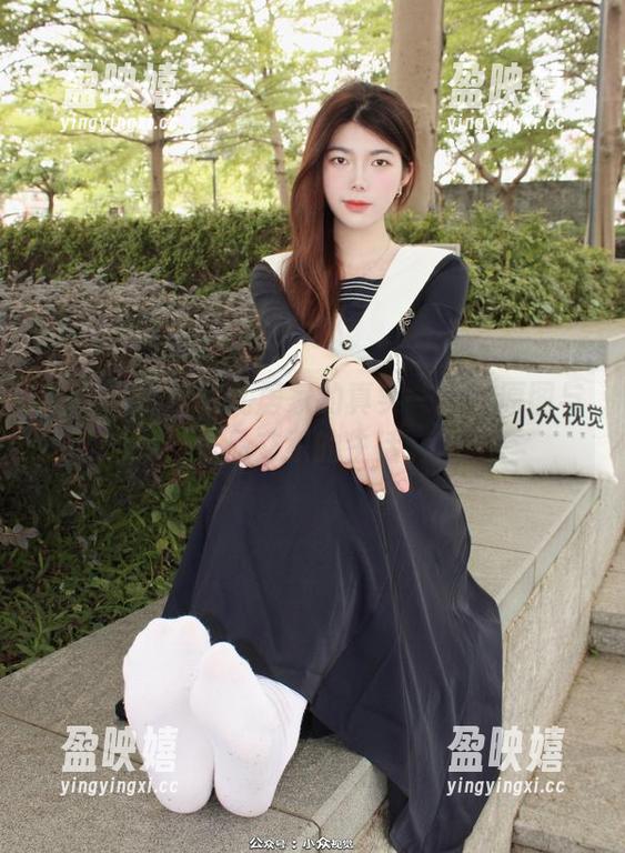 小众视觉 - 敏儿居家的真实一面：原图与作品交织的生活。