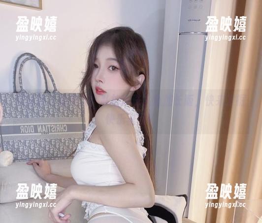 跟着小小奶瓶儿，私拍珍珠人鱼加长版，快来发掘快乐基因！