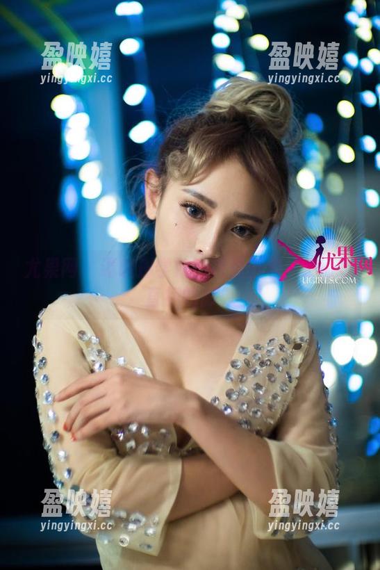 尤果网 - 谭晓彤学姐的高清图包：你可以直视的影像