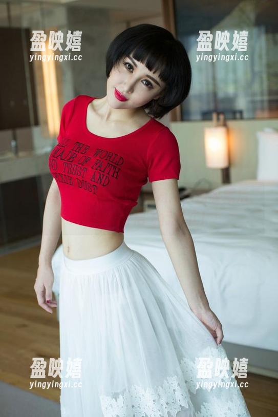 尤果网-郝晴Grace 尤果网 - 郝晴Grace空姐:原图收藏后,心情随即开启飞行模式!