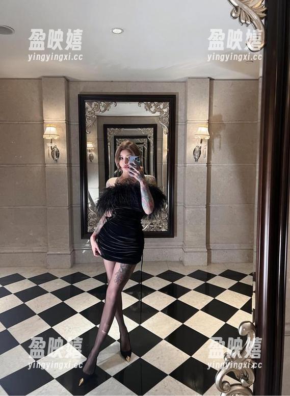 微密圈 - 希希Gina女王的私人合集：被吸引的目光如何游走！