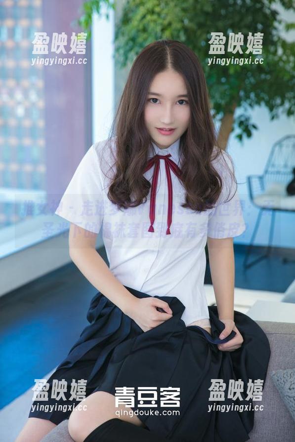 推女神-梦娜Vanessa 推女神 - 走进梦娜Vanessa的世界:无圣光下的棉袜套图到底有多俏皮?