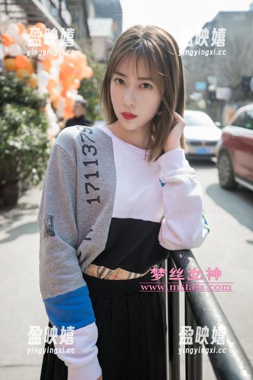 梦丝女神 - 花月舞空姐的最新图片，绝对不只是空中飞人！