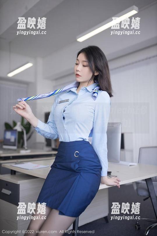 秀人网 - 油亮的原图，安然maleah让你感受到‘只要有光’的无敌魅力！