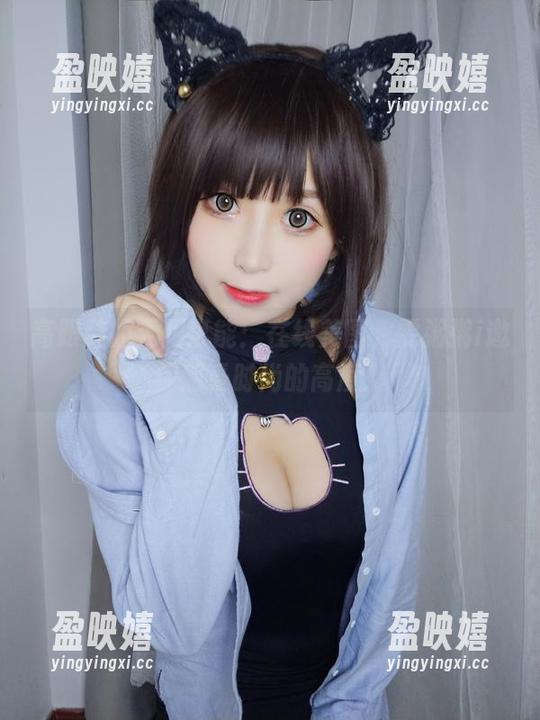 雯粥粥i 高跟鞋的无限可能:在线美图,雯粥粥i邀你感受时尚的高度!